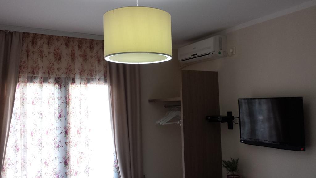 Apartments Fortunella Μπούντβα Δωμάτιο φωτογραφία