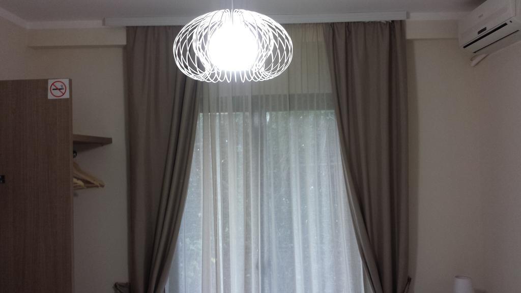 Apartments Fortunella Μπούντβα Δωμάτιο φωτογραφία